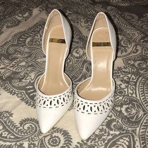 Yoki heels size 10!
